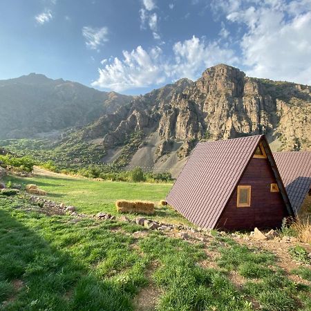 Yeghegis Elegis Village Resort מראה חיצוני תמונה