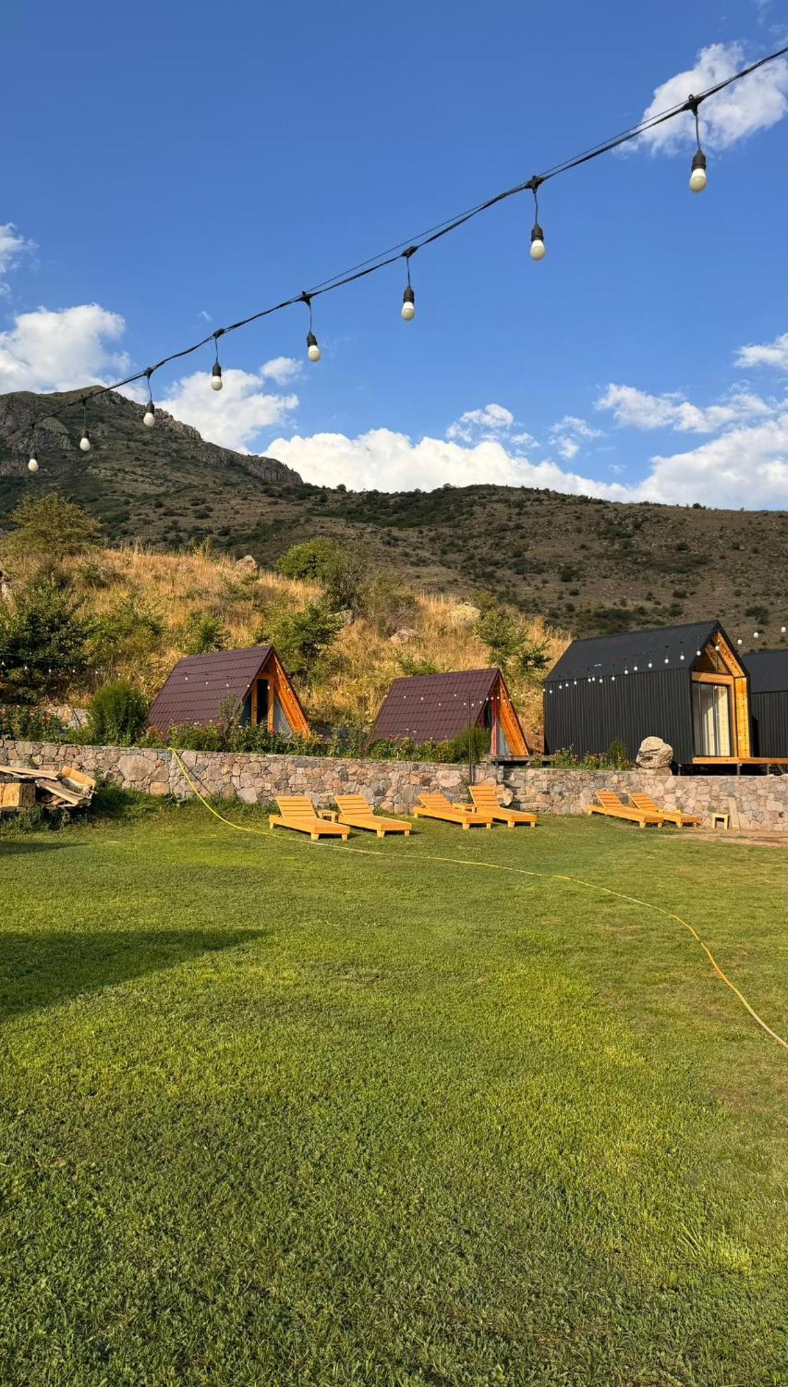 Yeghegis Elegis Village Resort מראה חיצוני תמונה